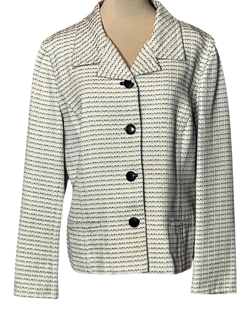 CHICO'S Women's Textured Geometric Blazer Size 2